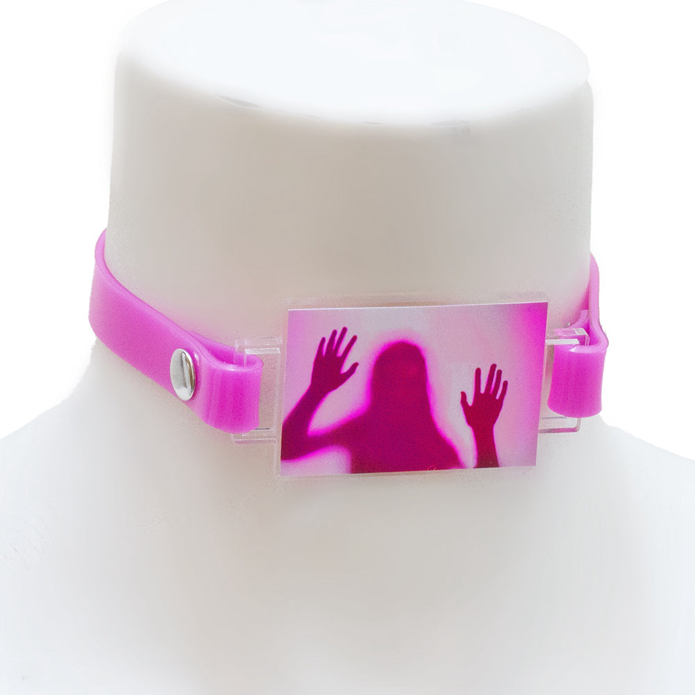 Screaming inside choker
