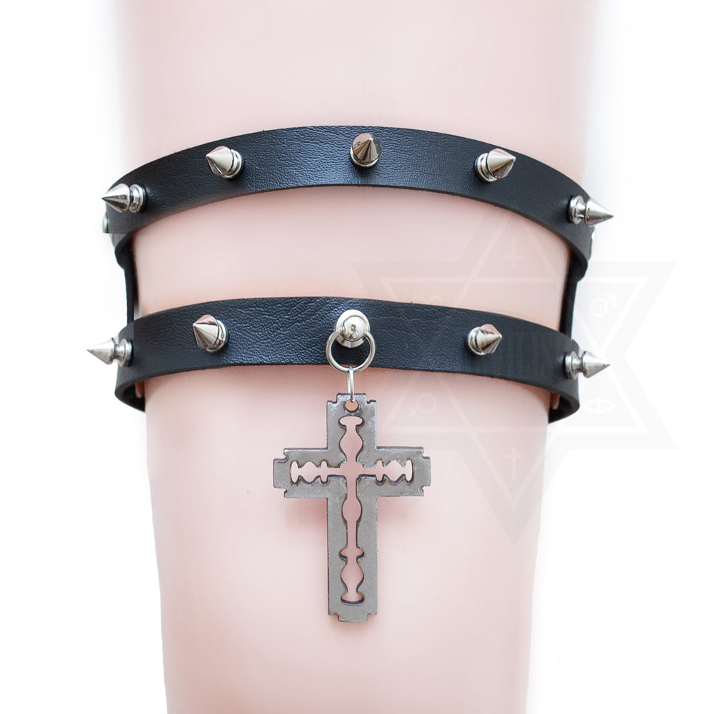 Stigmata garter *