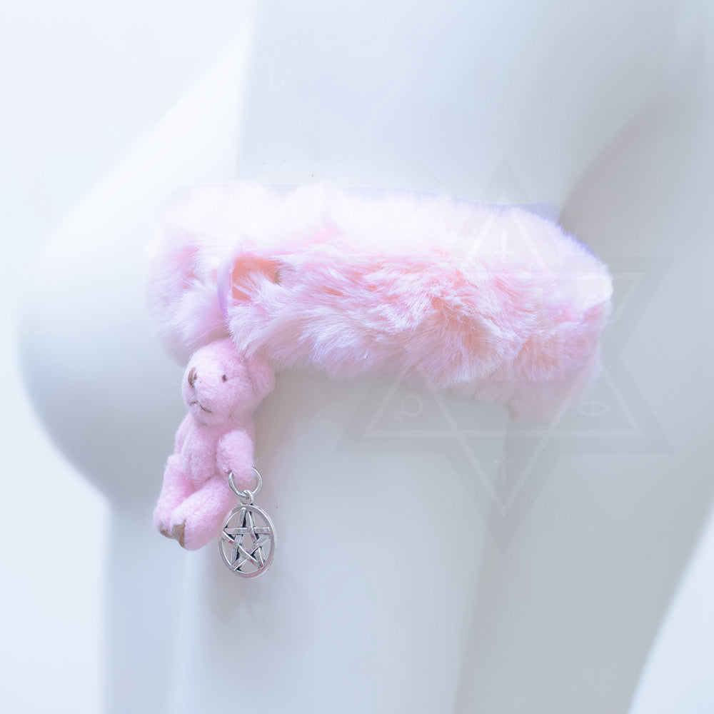 Pastel bear arm band