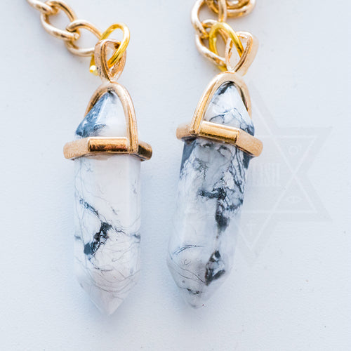 Disillusion glasses chain