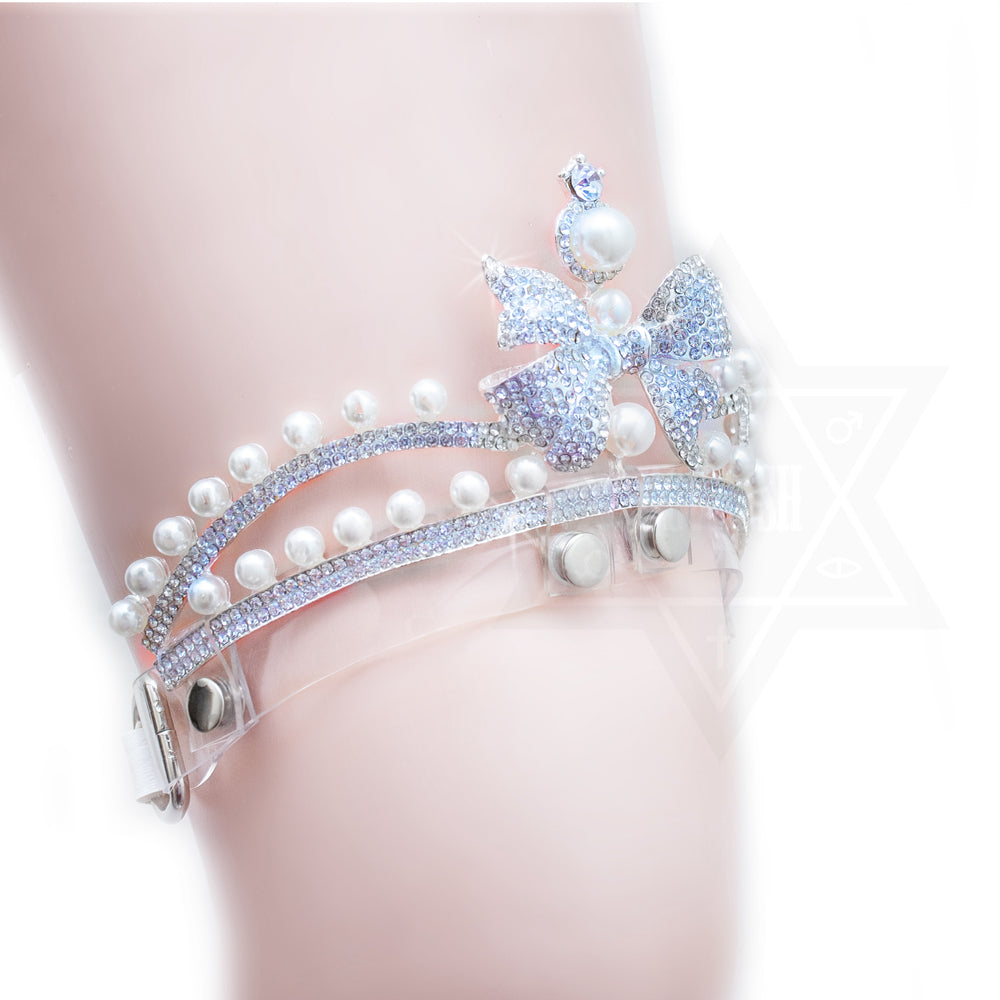 Real-life princess garter