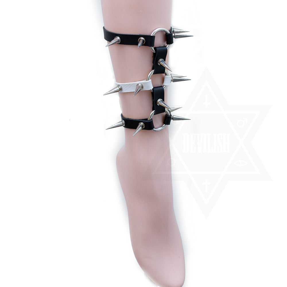 Yin and Yang leg harness