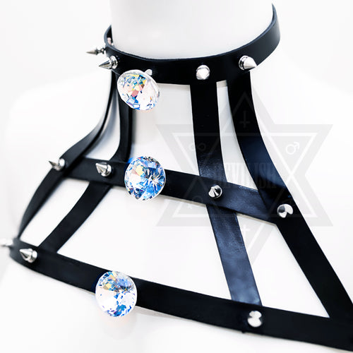 Diamond girl harness