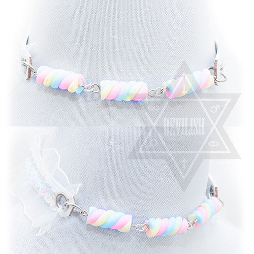 Marshmallow choker
