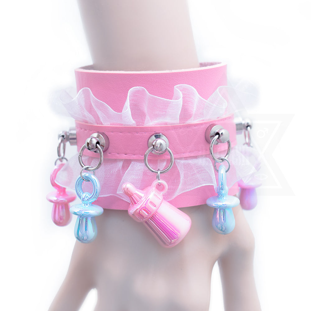 Don't grow up it's a trap bangle