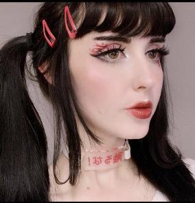 Don't touch me choker*