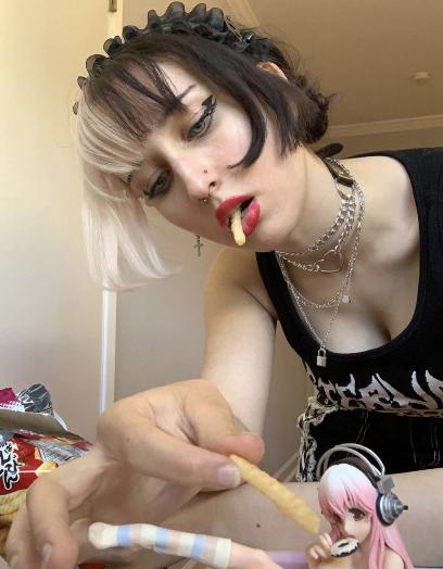 Monsterizing hairband