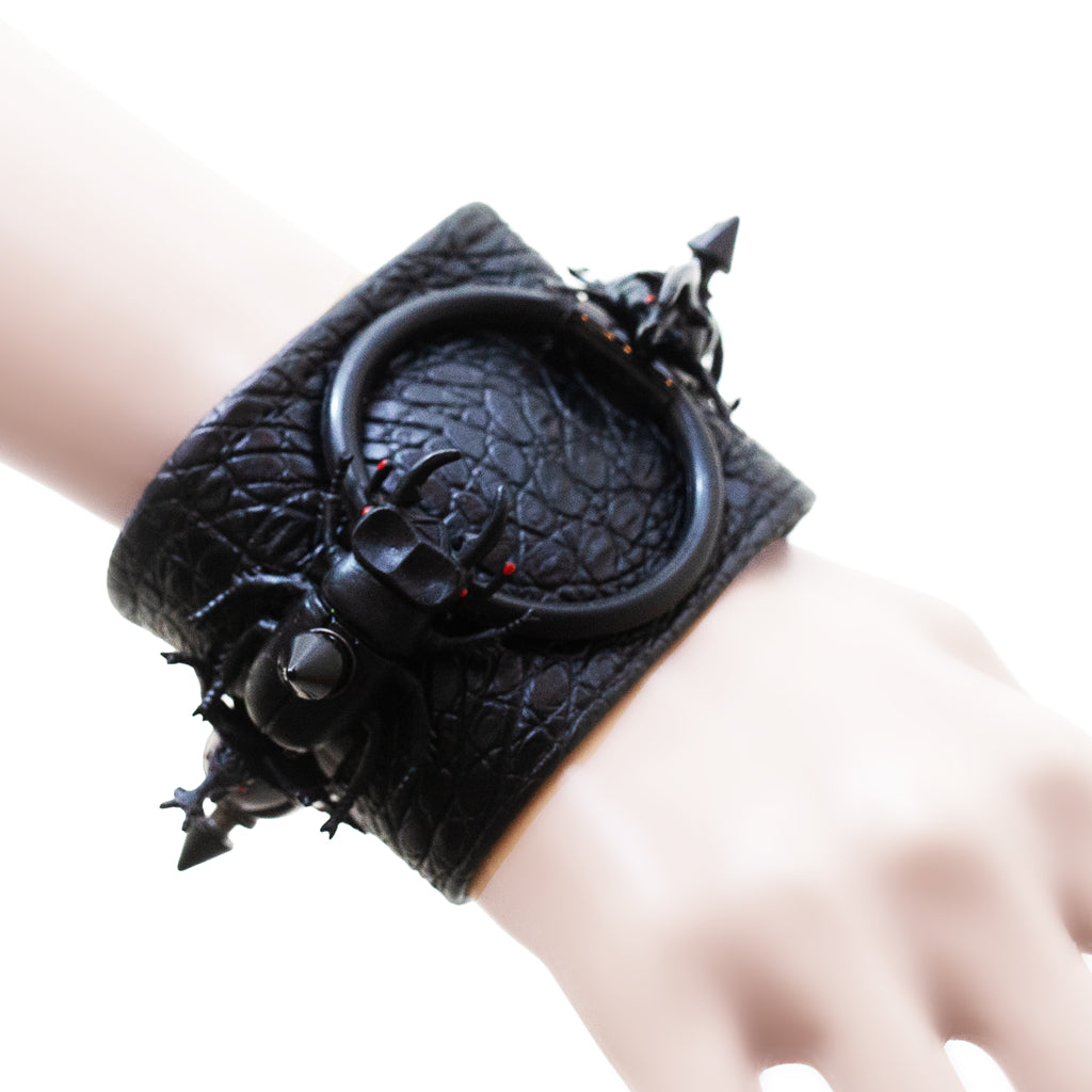 Immortal bangle