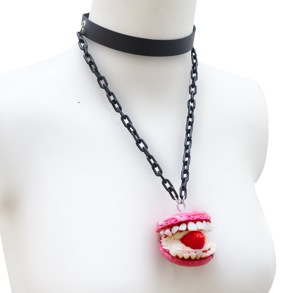 teething Macaron choker