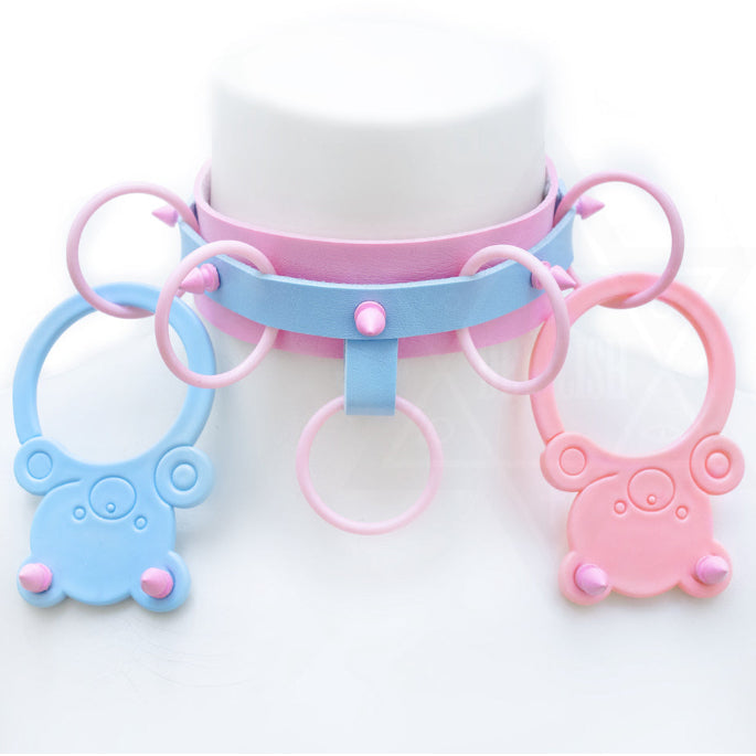 Pastel bear choker