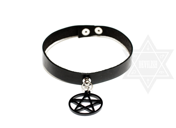 Pentagram Choker *