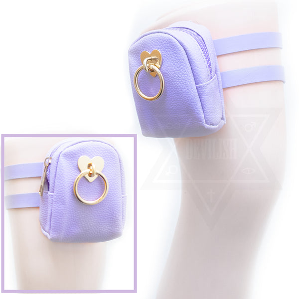 Hearty ring garter pouch
