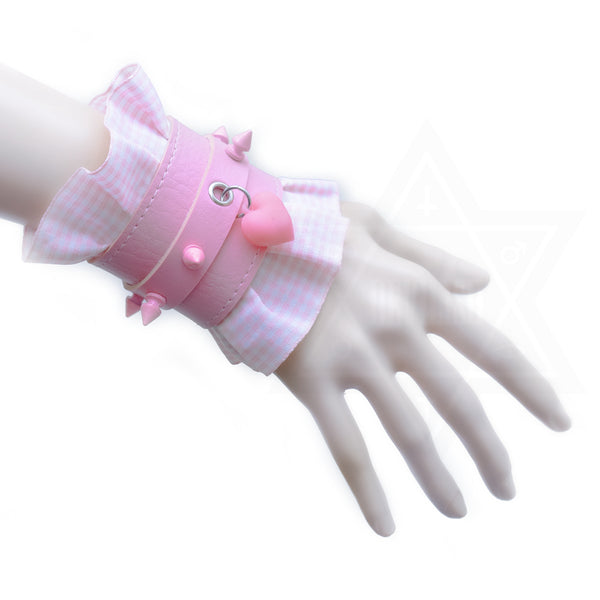 Love me tender bangle