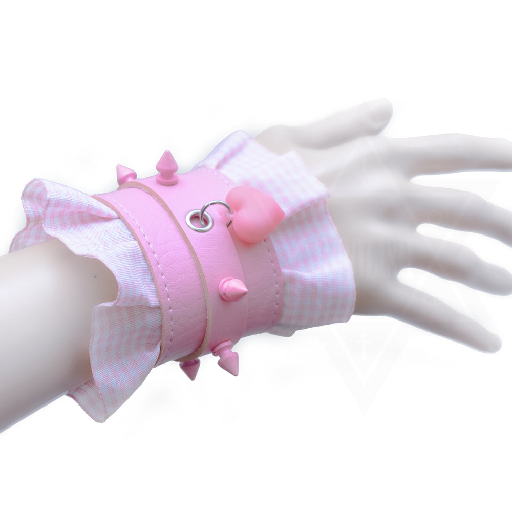 Love me tender bangle