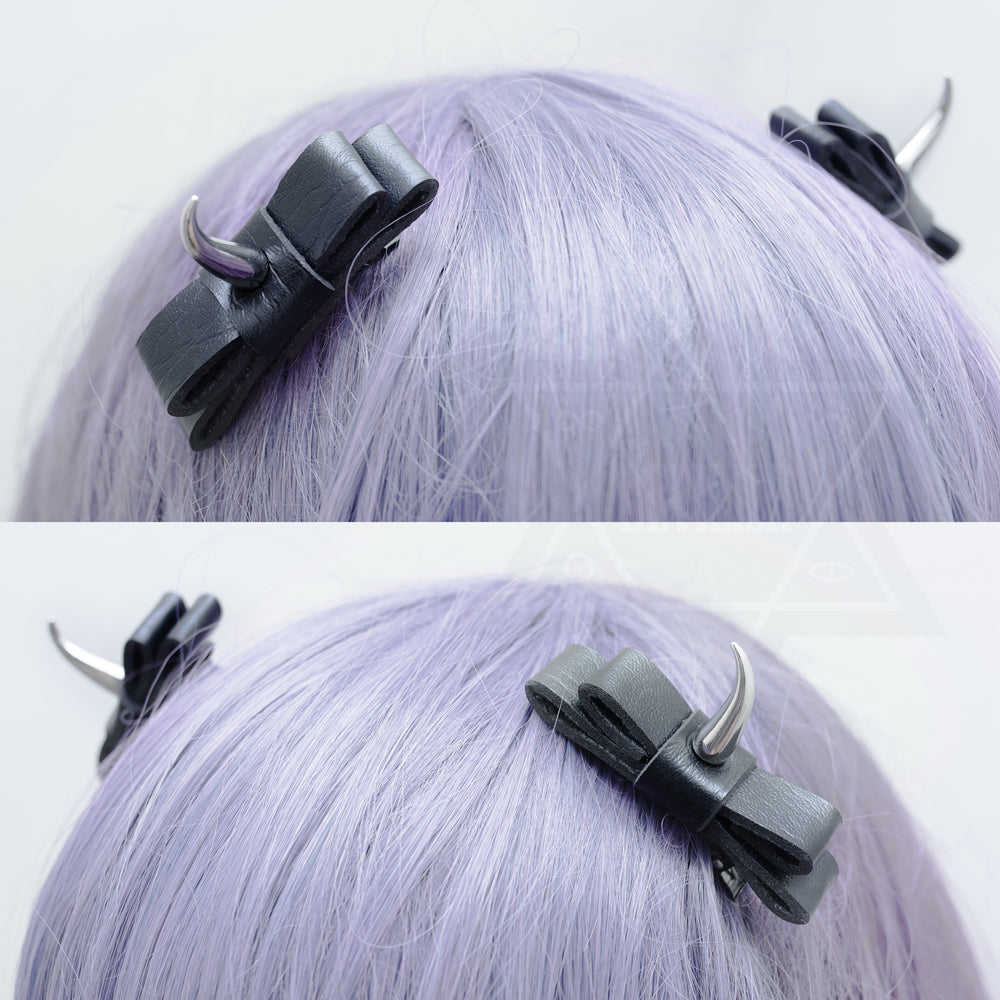 Evil girl hair clips*