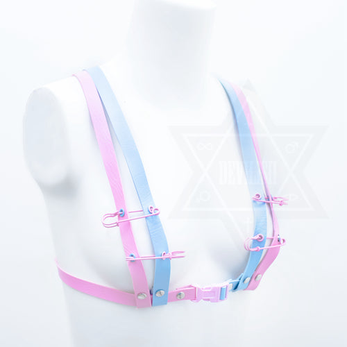 Pastel mix harness
