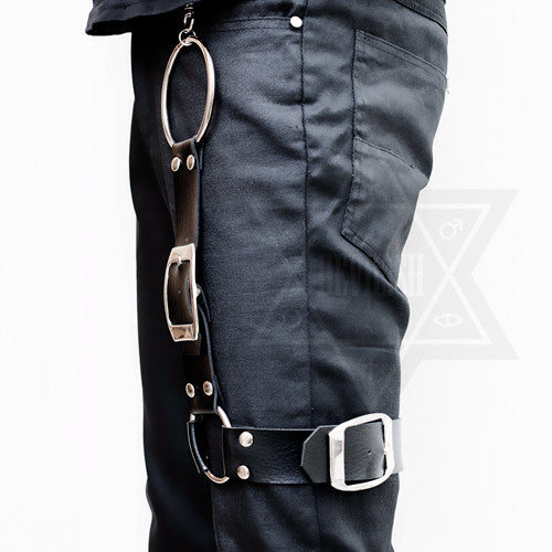 Heavy leather garter