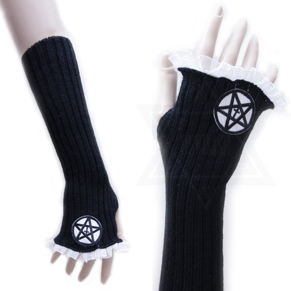 Fetish girl gloves warmer*