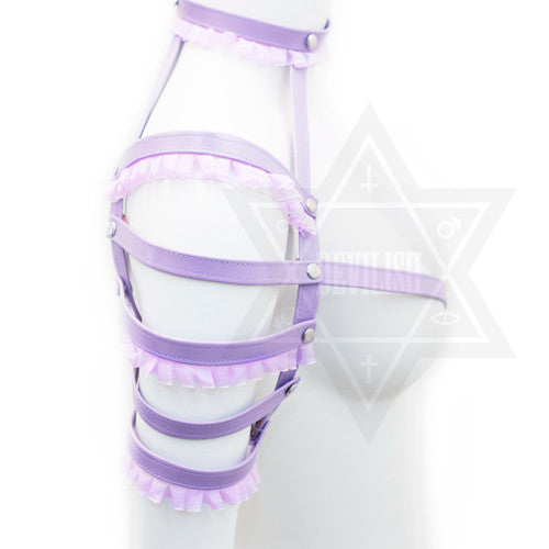 Pastel fighter harness