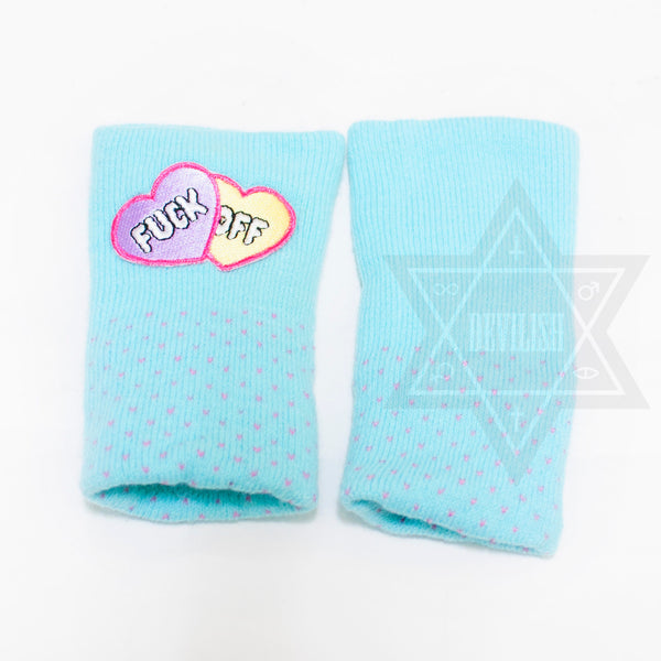 Punky heart gloves
