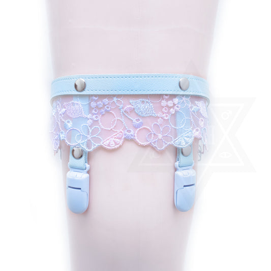 Fruity flavor garter