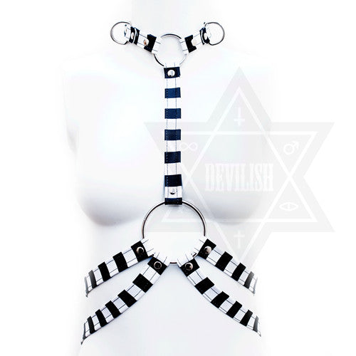 Black & White harness