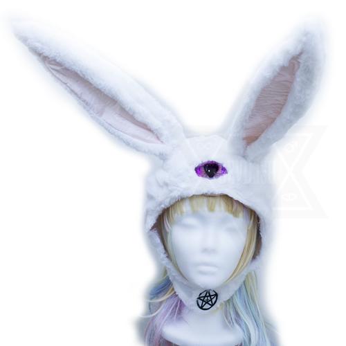 Rabbit loves you hat*