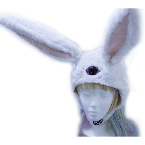Rabbit loves you hat*