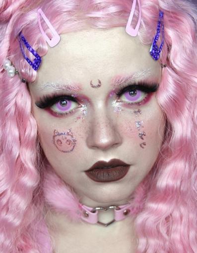 Fluffy heart choker